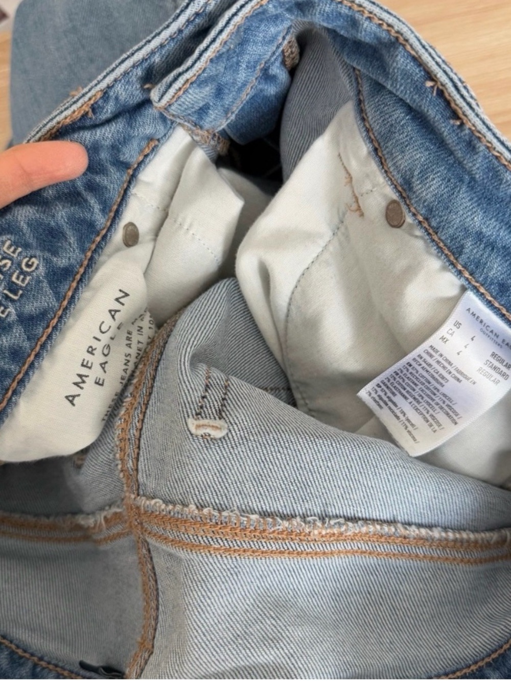 American Eagle Outfitters Light Blue Wide-Leg Cargo Jeans size 4 - Picture 4 of 6